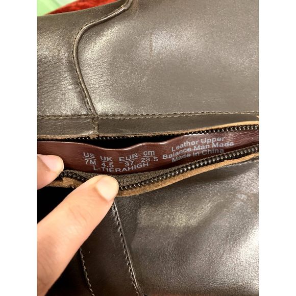 Franco Sarto Tiera High Brown Leather Boots Gold Faceted Heel Size 7 NWOT - Picture 8 of 8